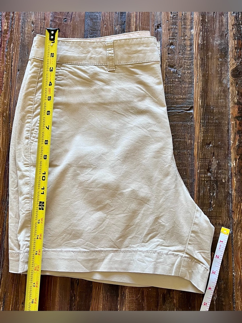 Old Navy Trio of High Waist Everyday Shorts: Tan,Gray, Green Sz 12 EUC - Picture 11 of 16
